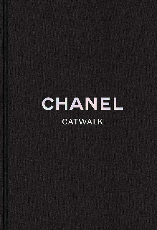 CHANEL: CATWALK BOOK